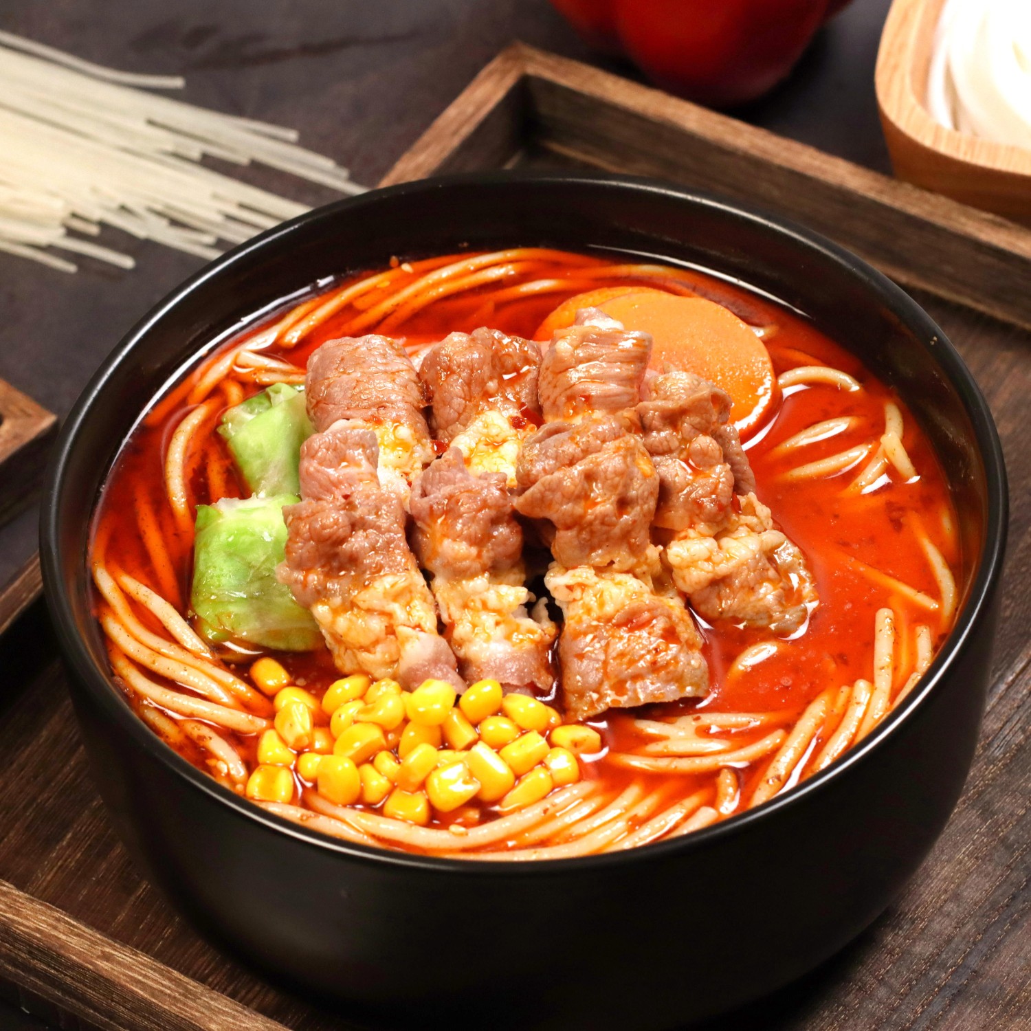 状元米线招商合作火热进行中,30平方米起可立店,简单好操作,欢迎随时来总部考察,全国合作热线:400-967-2208