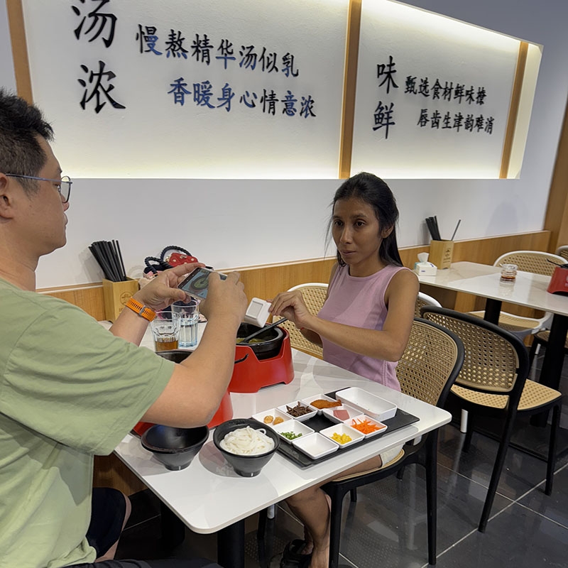 状元过桥米线：跨越国界的味觉盛宴