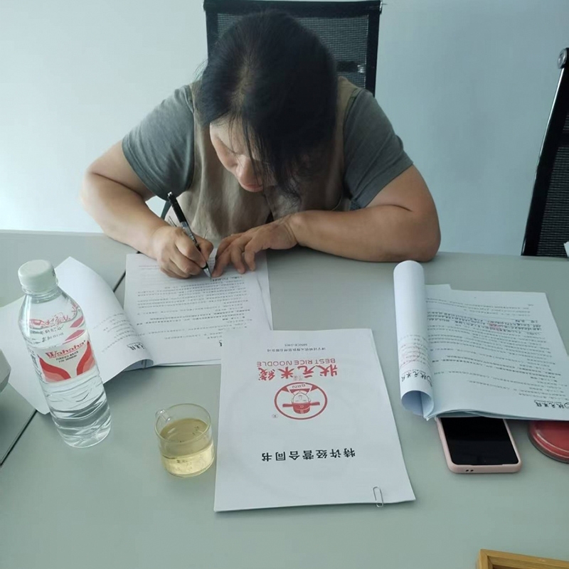 二店签约成功!感谢您对状元米线品牌价值和市场影响力的认可! #状元米线 #米线加盟